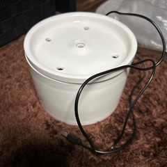 猫トイレ2個 、トイレシート、給水器セットの画像