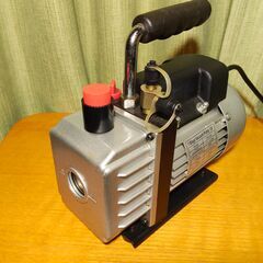 【引取限定】空調工具 電動真空ポンプ TW-0.5A 自動車エアコン修理用 エアコン 真空ポンプ 小型 エアコンガスチャージ ガス マニホールドゲージの画像