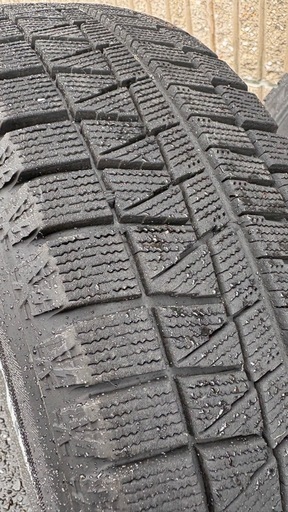 スタッドレス　4HPCD100 15インチ　　