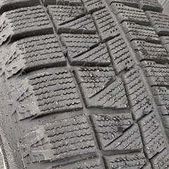 スタッドレス　4HPCD100 15インチ　　の画像