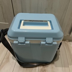 クーラーボックスの画像