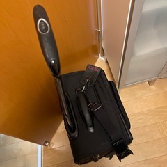 TUMI  スーツケースの画像