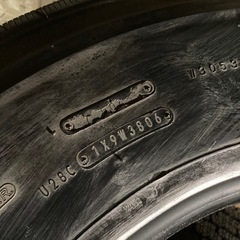 4トン 夏タイヤ　225/90R17.5 1本のみの画像