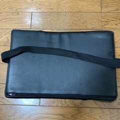 車シート腰当ての画像