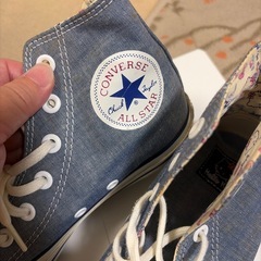 コンバース　キティコラボ24cmの画像