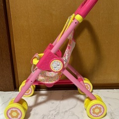 メルちゃんのベビーカーの画像