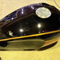 xjr400 4HM　RZカラー　外装一式⭐️の画像