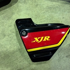 xjr400 4HM　RZカラー　外装一式⭐️の画像
