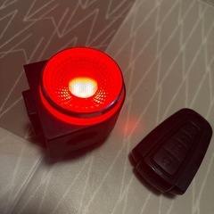 自転車　テールライト　アラート機能付きの画像