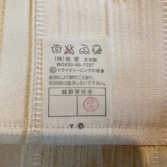 カーテンの画像