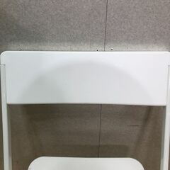  折りたたみチェア ホワイト スチールフレーム 軽量 コンパクト 省スペース収納 パイプ椅子 ミーティングチェア シンプルデザイン 251026-7の画像