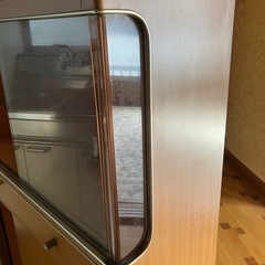 昭和レトロ　食器棚の画像