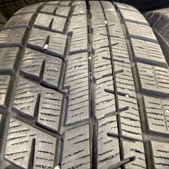YOKOHAMA 195/65R16 4本 スタッドレスタイヤ中古 ライズロッキー
バリ山の画像