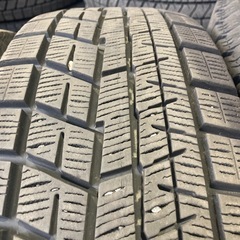 YOKOHAMA 195/65R16 4本 スタッドレスタイヤ中古 ライズロッキー
バリ山の画像