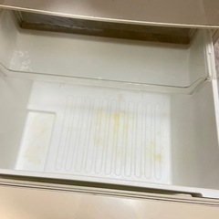 シャープ冷蔵庫の画像
