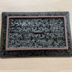 お皿　黒
の画像