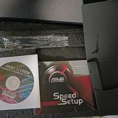 ASUS ROG STRIX GeForce RTX 2080 Ti 11GBの画像