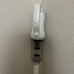 コードレス掃除機　紙パックなしの画像