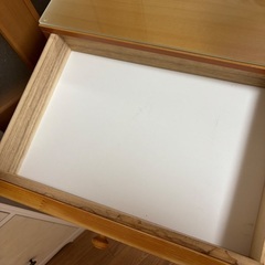 お話し中ニトリ　カントリー調ウッドドレッサーの画像