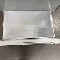 A1733🌟配送♻️設置可能‼️2012年製日立　6ドア　620L冷蔵庫R-B6200🌟動作確認済⭕️保証付き✅の画像