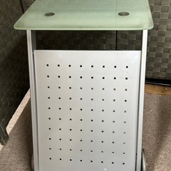 サイドテーブル 天板ガラス キャスター付きの画像