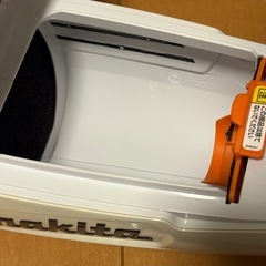 マキタ(makita)CL107FD充電式クリーナ 10.8V クリーニング済みの画像