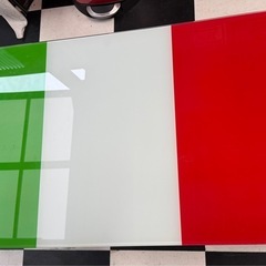 ガラス　ローテーブル　イタリア国旗柄　おしゃれの画像