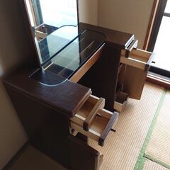 鏡台の画像