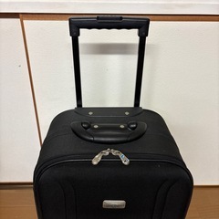キャリーケースの画像