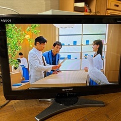 シャープ AQUOS　液晶カラーテレビ 20型　AQ LC−20E7 2010年製の画像