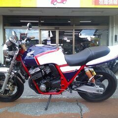 NO.5489　ＣＢ４００ＳＦ　水冷４サイクルＤＯＨＣ１６バルブ４気筒４００ｃｃ　メッキフェンダー　リヤフェンダーレス　ブルー＆ホワイト　ＣＢＸカラー　☆彡の画像