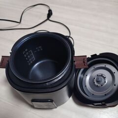 小型炊飯器の画像