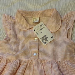未使用品　h&m ワンピース 80の画像