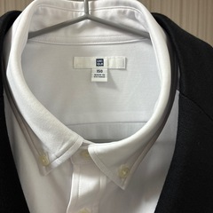 美品 男の子ユニクロ150スーツ3点セットの画像