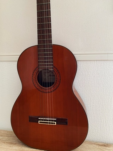 ギターAluarez モデルAC60S