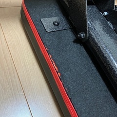 トレーニングベンチ：室内筋トレ用の画像