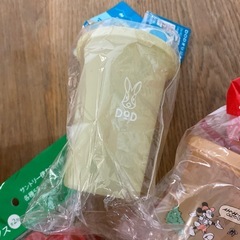 新品　ランチボックス・マグなどの画像