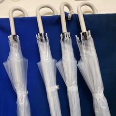 買って間もない　ビニール傘　４本の画像