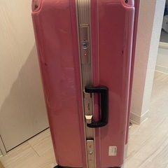 キャリーケースの画像