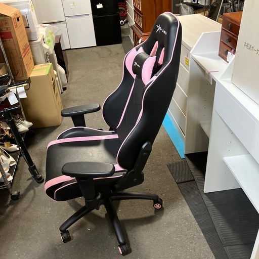 W2510-625 E-WINゲーミングチェア　女性向けモデル　人気のピンク　中古　キズ汚れ有り
