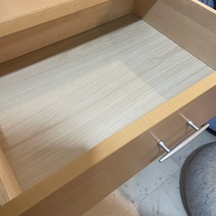 木のタンスの画像