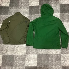 2着セット　ワークマンジャケット　ユニクロマウンテンパーカ
の画像