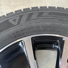 215/65/R16 スタッドレスの画像