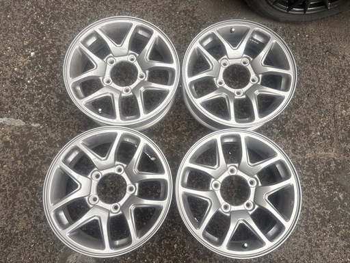 決まりました64ジムニー純正アルミホイール