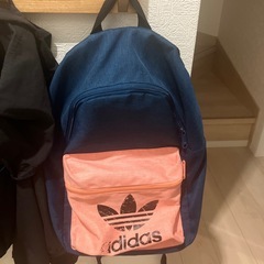 【再掲】アディダス　リュック　キッズリュック　やや汚れや使用感ありの画像