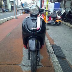 NO.5498　ホンダ　ジョルノ・スポルト　４サイクルエンジン　フューエルインジェクション車　ブラック＆レッドの画像