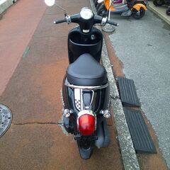 NO.5498　ホンダ　ジョルノ・スポルト　４サイクルエンジン　フューエルインジェクション車　ブラック＆レッドの画像