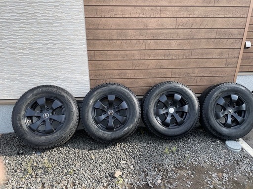 ハイエース ホイール付スタッドレスタイヤセット
