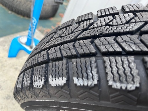 145/80R13スタッドレス4本