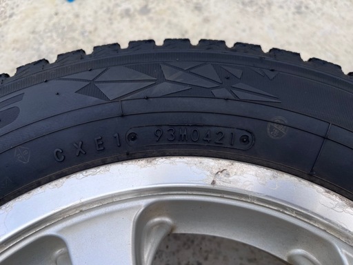 145/80R13スタッドレス4本
